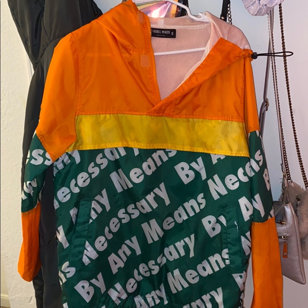 Wind breaker